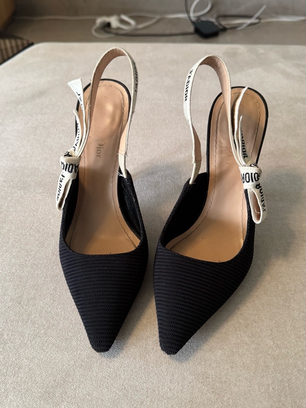 Dior Black Pointed Slingback Pumps with White Logo Bow - Picture 2 of 8